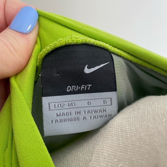 Nike Running Vest Top | Green Workout Tank - Picture 6 of 7